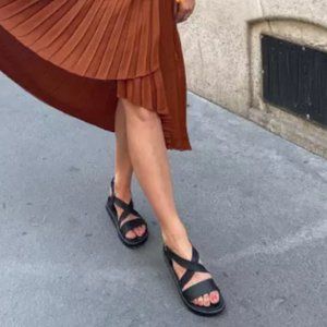 WOMEN'S ELLA SANDAL NIB